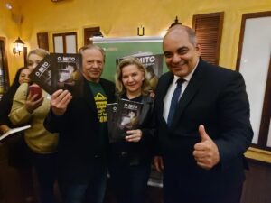 LANÇAMENTO DO LIVRO “O MITO – Os Bastidores do Alvorada” EM CURITIBA